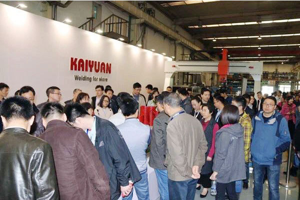 唐山開元集團(tuán)成功主辦2018’高速鐵路先進(jìn)焊接技(圖4) 唐山開元集團(tuán)成功主辦2018’高速鐵路先進(jìn)焊接技(圖4)